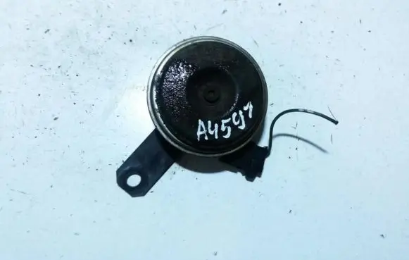 Suzuki Grand Vitara II Horn signal 00026