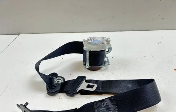 Jeep Grand Cherokee Rear seatbelt 2455427