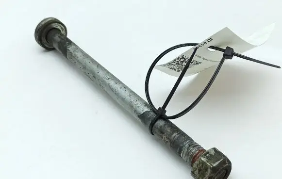 Jaguar XJ X308 Rear suspension camber bolt 