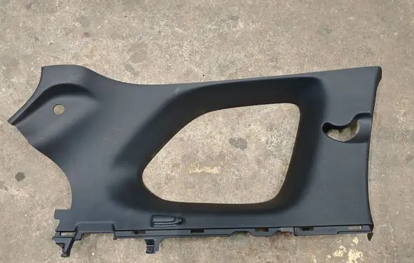 Mitsubishi Outlander (C) pillar trim 7230A695ZZ 7230A697ZZ