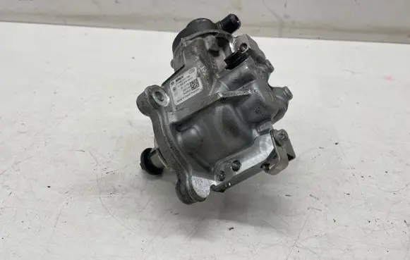 Mercedes-Benz CLA C118 X118 Fuel injection high pressure pump A6540704601