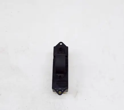 Mitsubishi Grandis Electric window control switch 8608A022