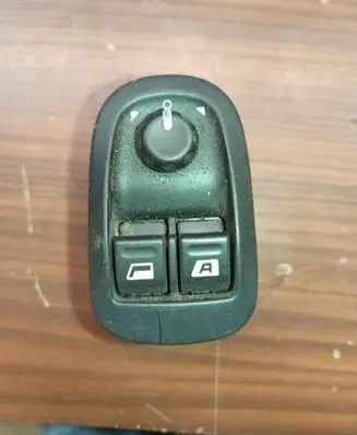 Peugeot 206 Electric window control switch 11913