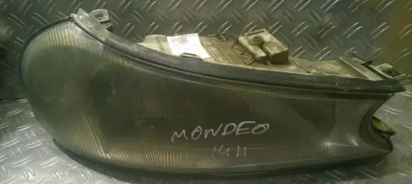 Ford Mondeo MK II Headlight/headlamp 1305235323