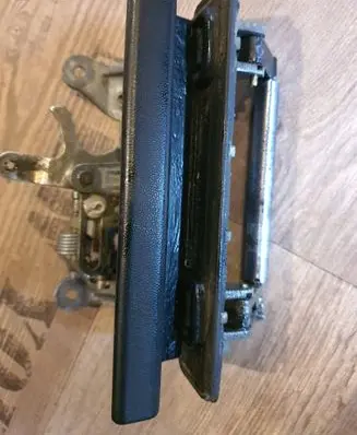 Audi 80 90 S2 B4 Tailgate/trunk/boot exterior handle 4A9827565