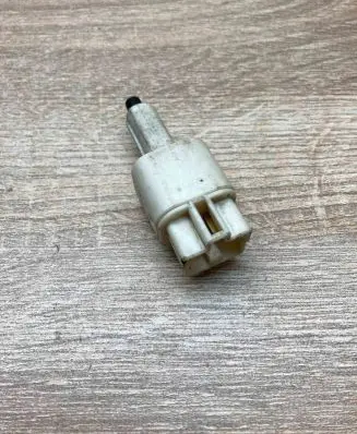 Toyota Avensis T250 Brake pedal sensor switch 2701M47