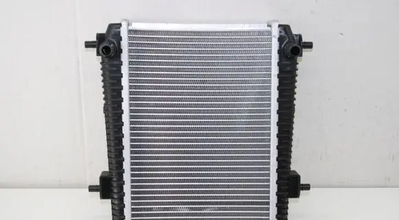 BMW M4 G82 G83 Coolant radiator 17118095285 8095285