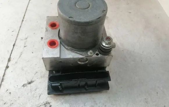 Toyota Avensis T270 ABS Pump 4454005070 0265235406 081119