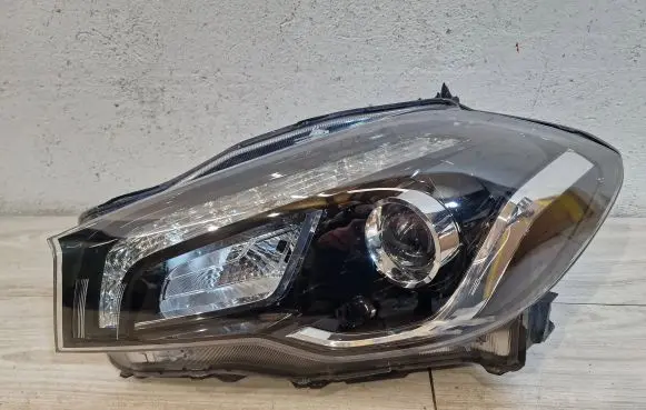 Suzuki SX4 S-Cross Headlight/headlamp 100-18783
