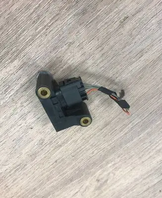 BMW 5 E60 E61 Airbag deployment crash/impact sensor 6977398 0005385 84992E