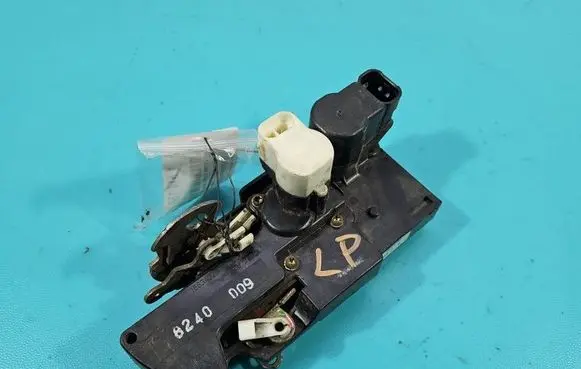 Front door lock