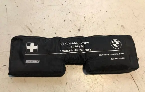 BMW 5 F10 F11 First aid kit 