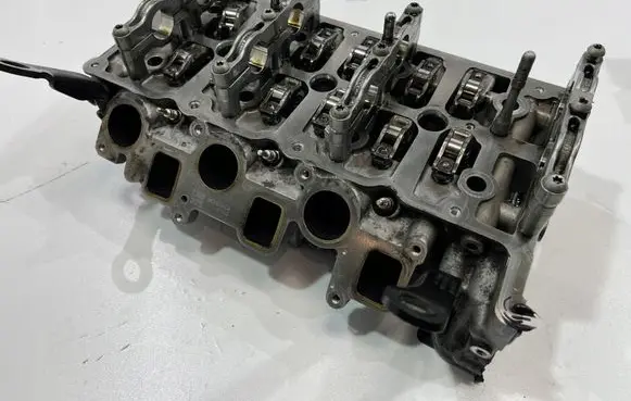Audi A8 S8 D2 4D Engine head 059354DF | 68475634065315,164