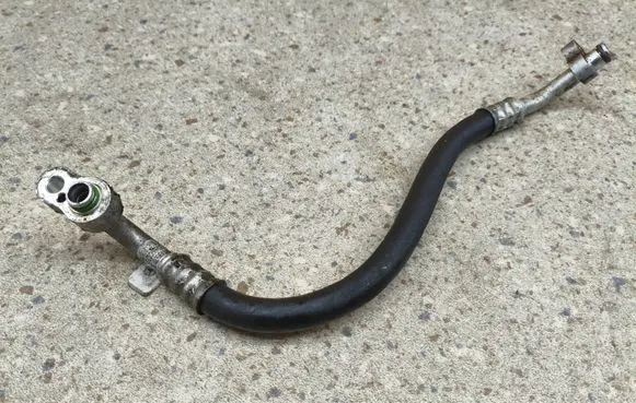 Mercedes-Benz GL X166 Air conditioning (A/C) pipe/hose A1668301315
