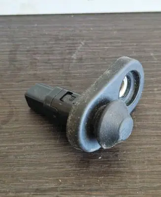 Toyota Avensis T270 Loading door sensor 