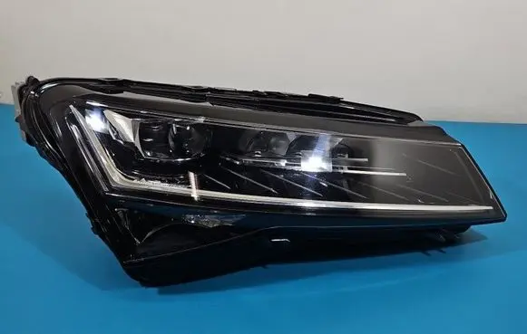 Skoda Superb B8 (3V) Headlight/headlamp 3V1941016E IMPRK1548964