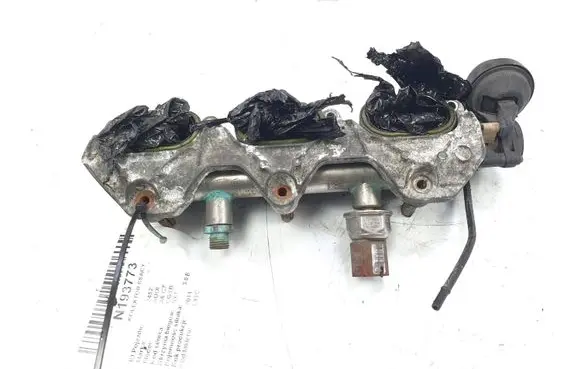 Audi A6 C7 Intake manifold 06E130089D