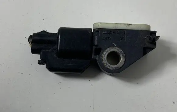 Volvo V70 Airbag deployment crash/impact sensor 31264396
