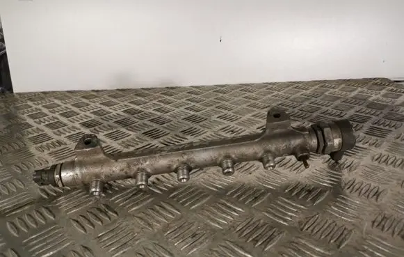 Hyundai Santa Fe Fuel main line pipe 0445214085