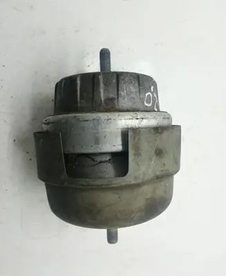 Audi A6 S6 C6 4F Engine mount bracket 13932986