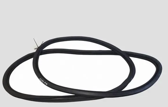 Volkswagen Golf VI Front door rubber seal 5K4867911