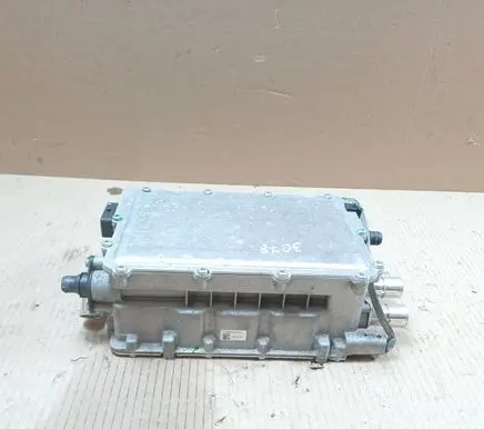 BMW X5 F15 Voltage converter inverter 8678851