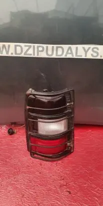 Mitsubishi Pajero Rear/tail lights DB17R