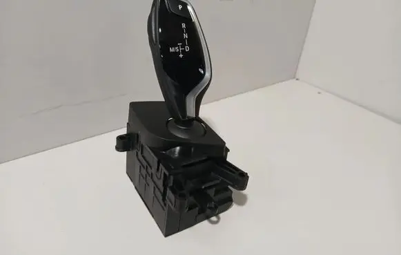 BMW 5 G30 G31 G38 Gear shifter/selector 9458751 6825825