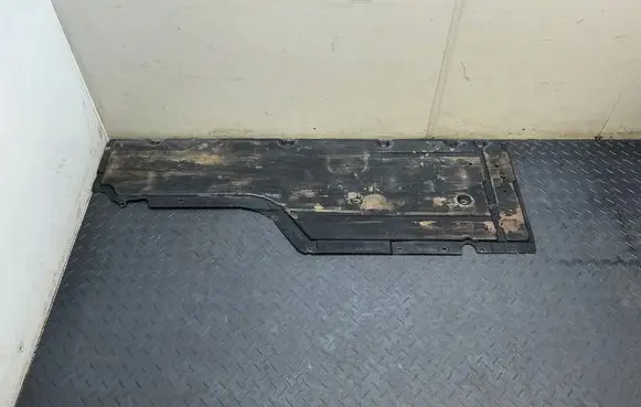 BMW 5 E60 E61 Side bottom protection 7009725 7070179