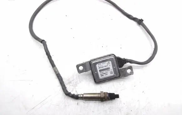 Audi A6 S6 C7 4G Lambda probe sensor 8K0907807J