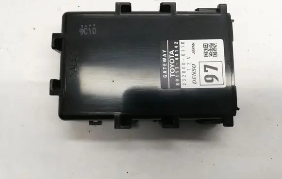 Lexus RX 450H Gateway control module 8911148142