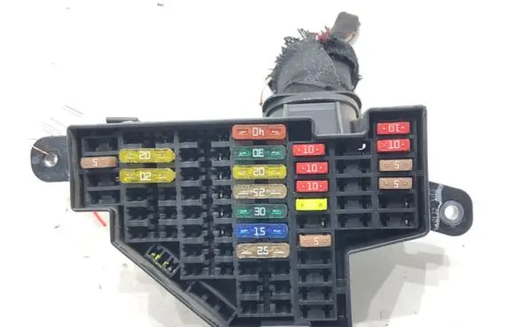 Volkswagen Golf VI Fuse box set