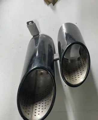 Lamborghini Urus Muffler ending 410253698b