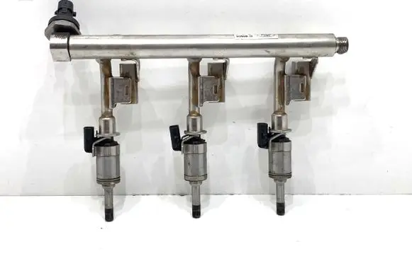 Ford Focus Fuel main line pipe DM5G9H487AA