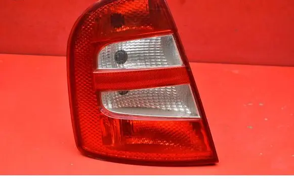Skoda Fabia Mk1 (6Y) Rear/tail lights 6Y6945095D