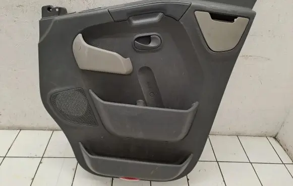 Opel Movano B Front door card panel trim 8200729417 8200729410 8200729406
