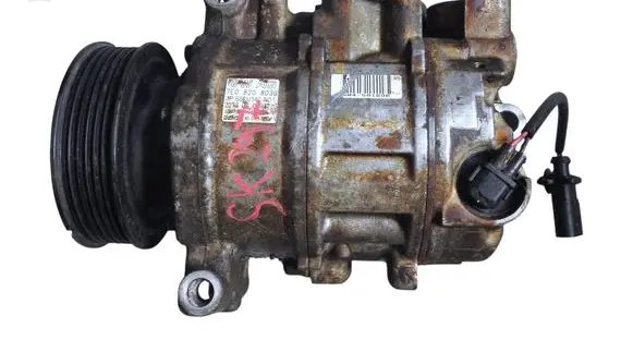 Volkswagen Transporter - Caravelle T5 Air conditioning (A/C) compressor (pump) 7E0820803G