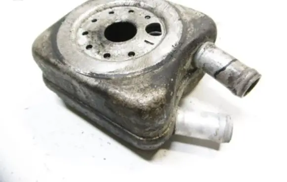 Engine oil radiator