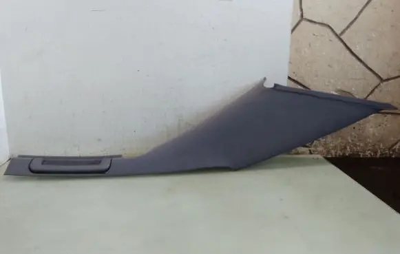 (C) pillar trim