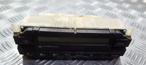 Volkswagen PASSAT B5 Climate control unit 1j1907044 5hb007617-00