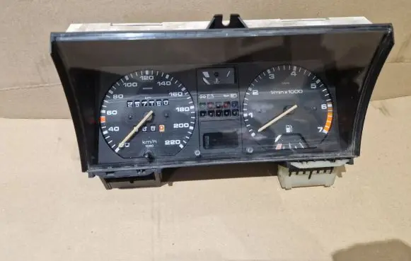 Volkswagen Golf II Speedometer (instrument cluster) 191919033S 191919059 CE1