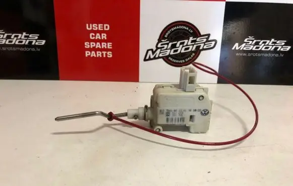 Audi A6 S6 C5 4B Central locking motor 4B0862153