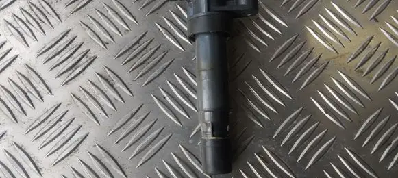KIA Carens I High voltage ignition coil 273013C000