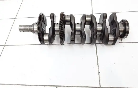 Toyota Avensis T250 Crankshaft 