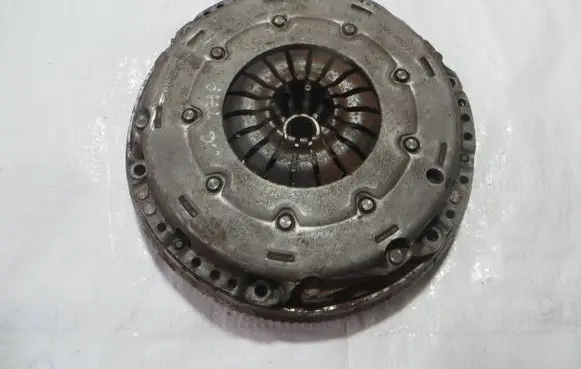 Peugeot RCZ Dual mass flywheel 9673707580 9675020780