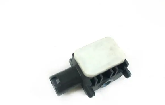 Mercedes-Benz ML W164 Airbag deployment crash/impact sensor 0038202826 070408 404421