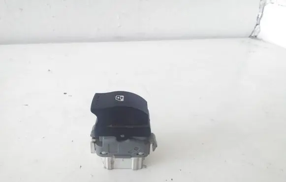 Renault Megane II Electric window control switch 2808202