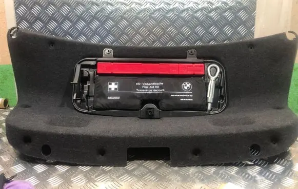 BMW 5 F10 F11 Tailgate/boot cover trim set 720437108 71116788803