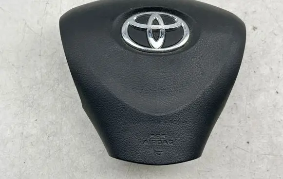 Steering wheel airbag