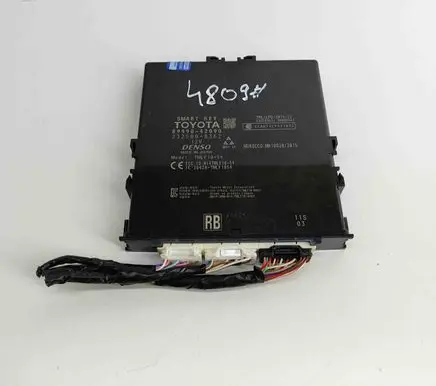 Toyota RAV 4 (XA40) Keyless (KESSY) go control unit/module 2325008362 8999042090
